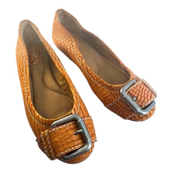 FOSSIL VINTAGE Reptile Embossed Rust Leather Flats silver-tone Buckle Top 6.5 - Picture 2 of 14
